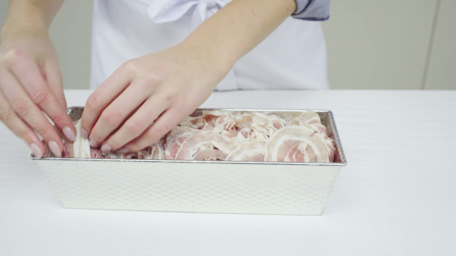 Wildterrine van konijn en fazant Stap 8.mp4