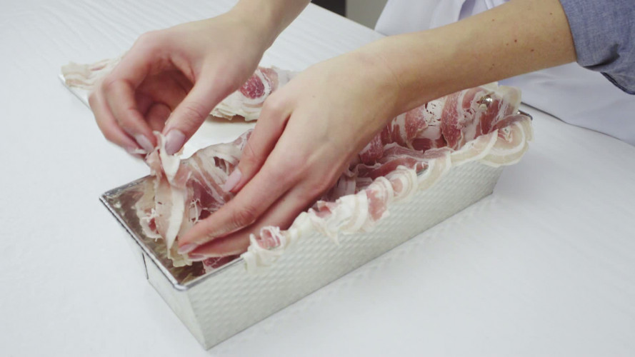 Wildterrine van konijn en fazant Stap 6.mp4