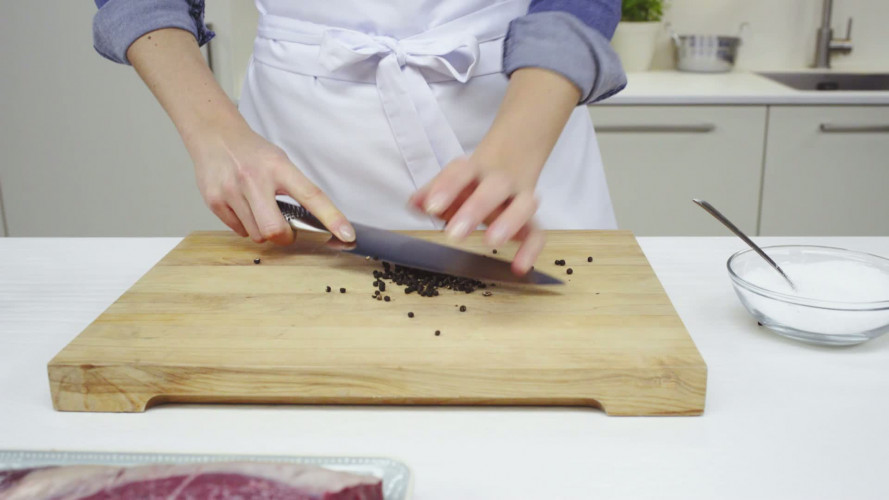 Salade van gemarineerde ossenhaas Stap 1.mp4