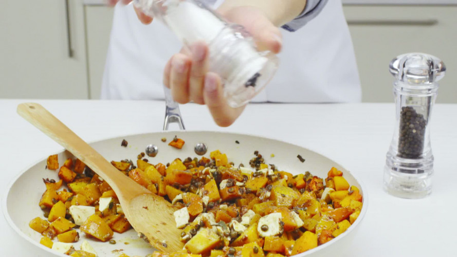 Pompoenstrudel met salie Stap 8.mp4