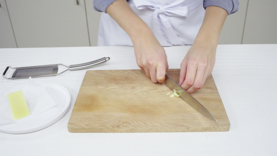 Flatbreads met labneh Stap 1.mp4