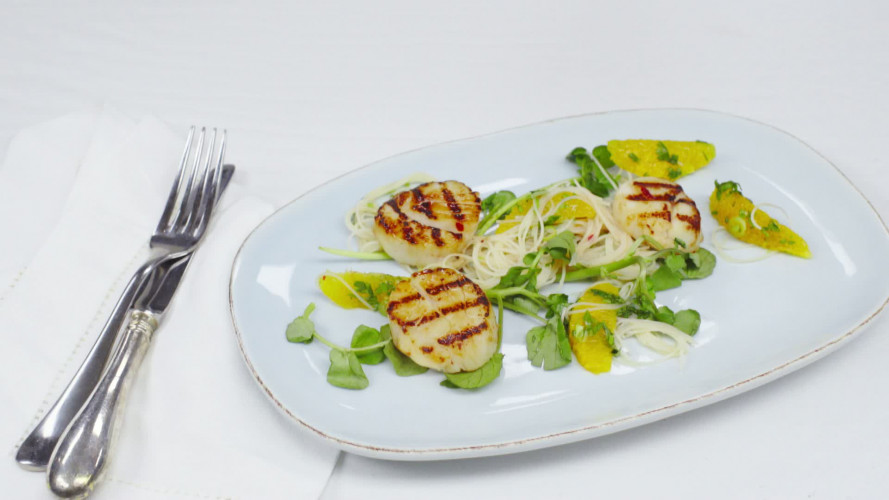 Gegrilde mantelschelpen met waterkers en sinaasappel Stap 8.mp4