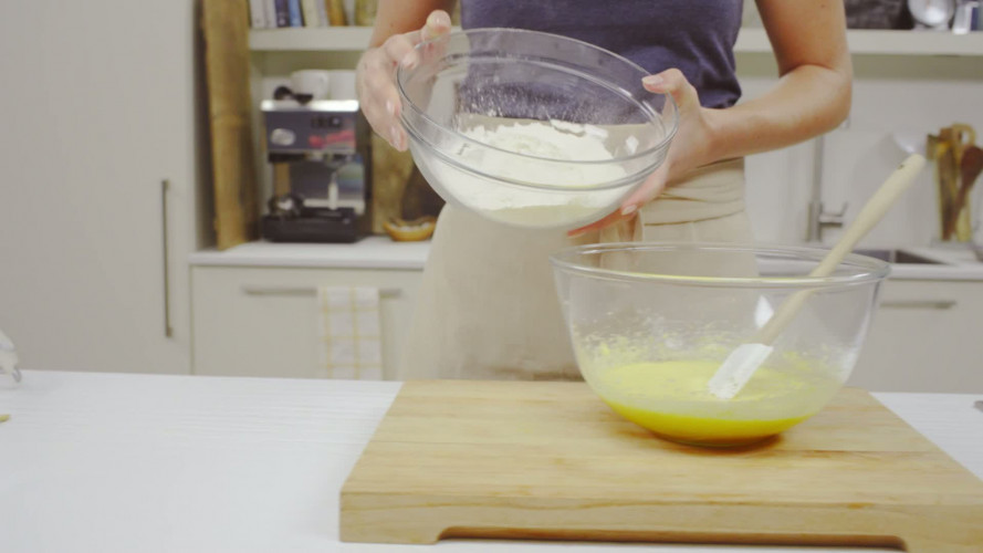 Biscotti met cranberry en chocolade Stap 4.mp4