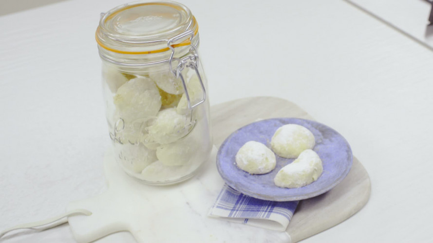 Hazelnoot sneeuwballen Stap 7.mp4