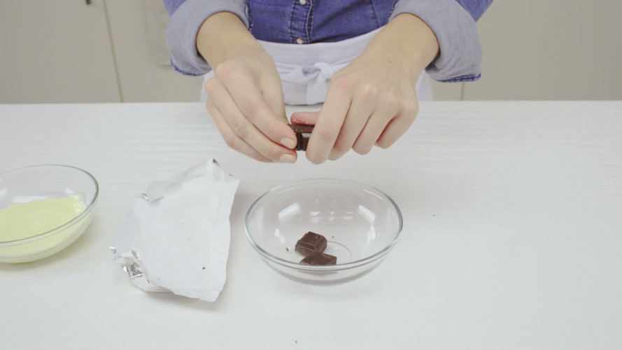 Biscotti met cranberry en chocolade Stap 10.mp4