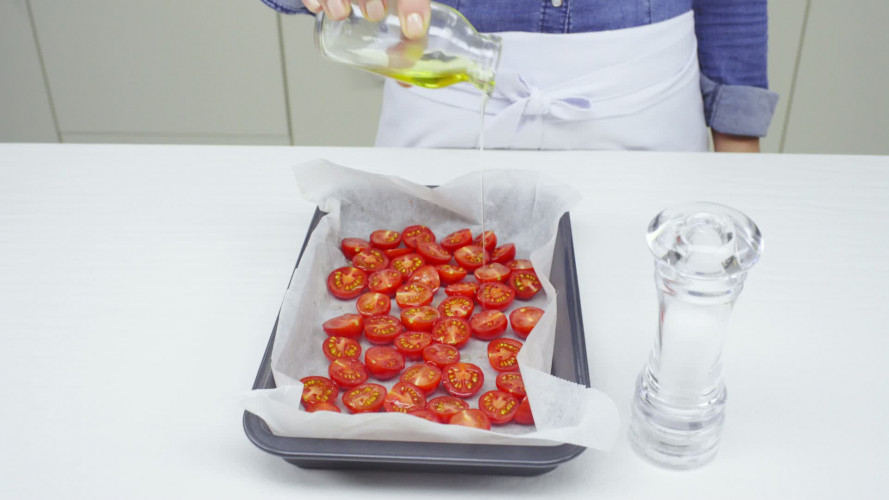 Broccoliquiche met gedroogde tomaatjes en geitenkaas Stap 11.mp4