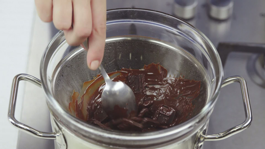 Karamelcupcakes met chocoladecreme Stap 7.mp4