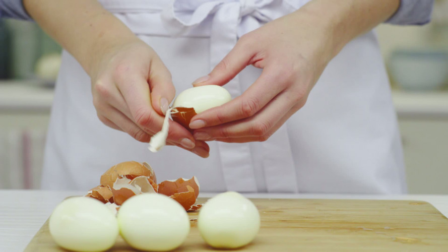 Noedelsoep met courgettelinten Stap 3.mp4