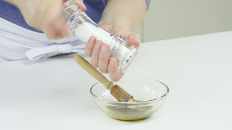 Mini-tortilla's met geitenkaas en avocadomousse Stap 2.mp4