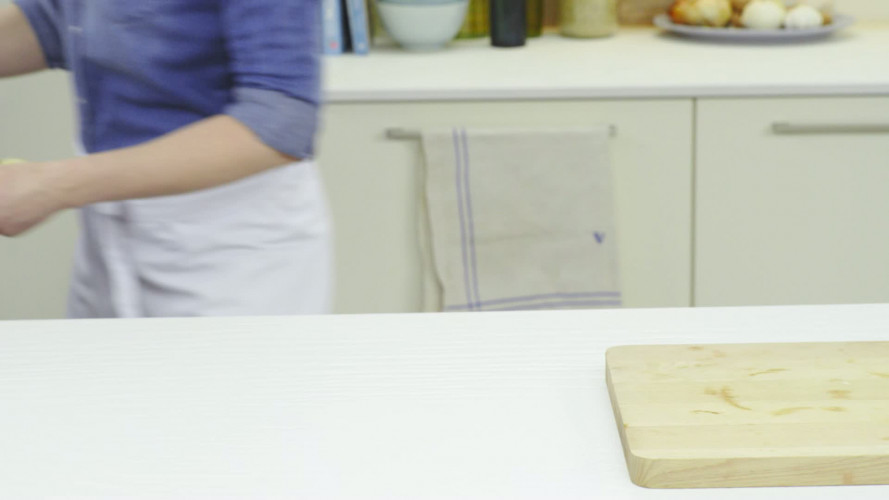 Mini-tortilla's met geitenkaas en avocadomousse Stap 4.mp4