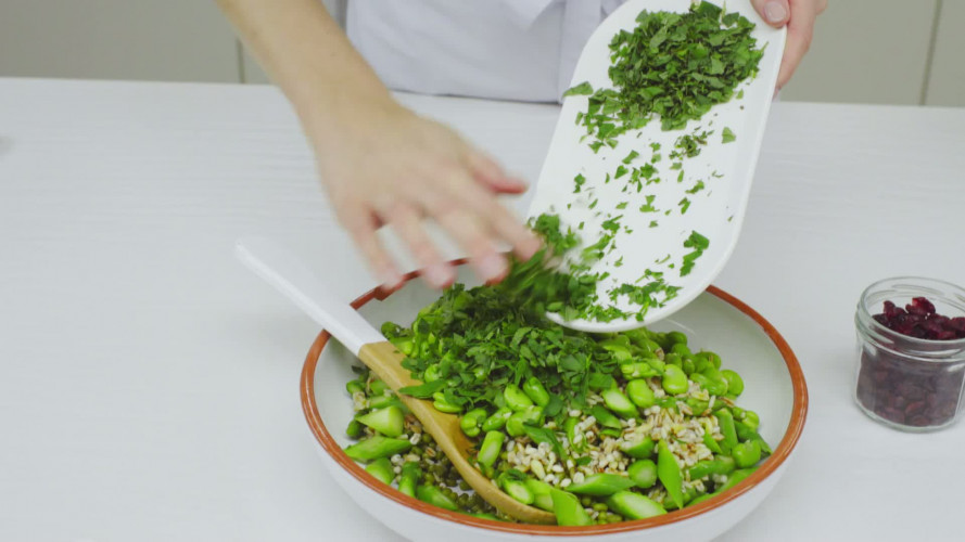 Salade met mungbonen en groene asperges Stap 5.mp4