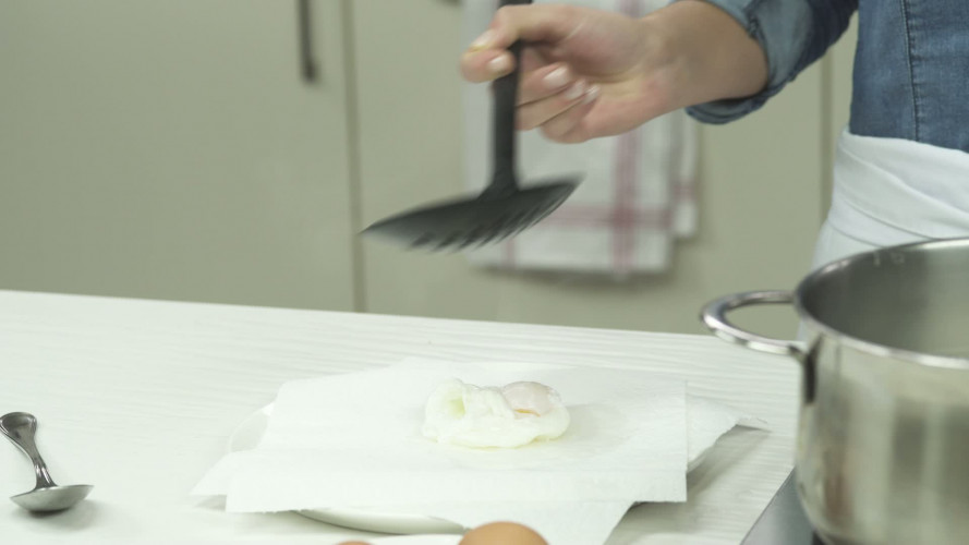 Gegrilde romaine-aspergesalade Stap 6.mp4