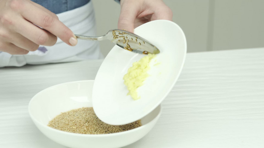 Wontons met hoisineend en sojadip Stap 11.mp4