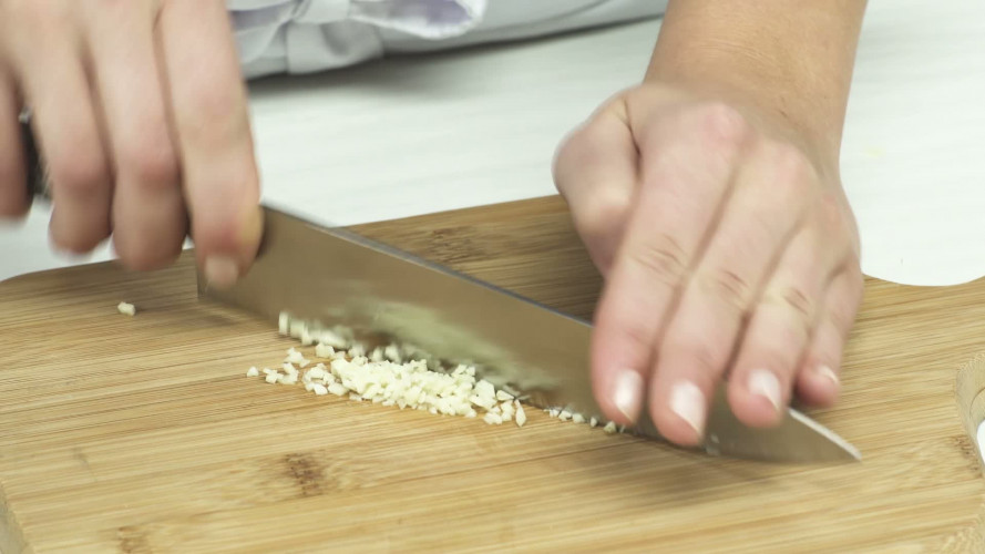 Wontons met hoisineend en sojadip Stap 3.mp4