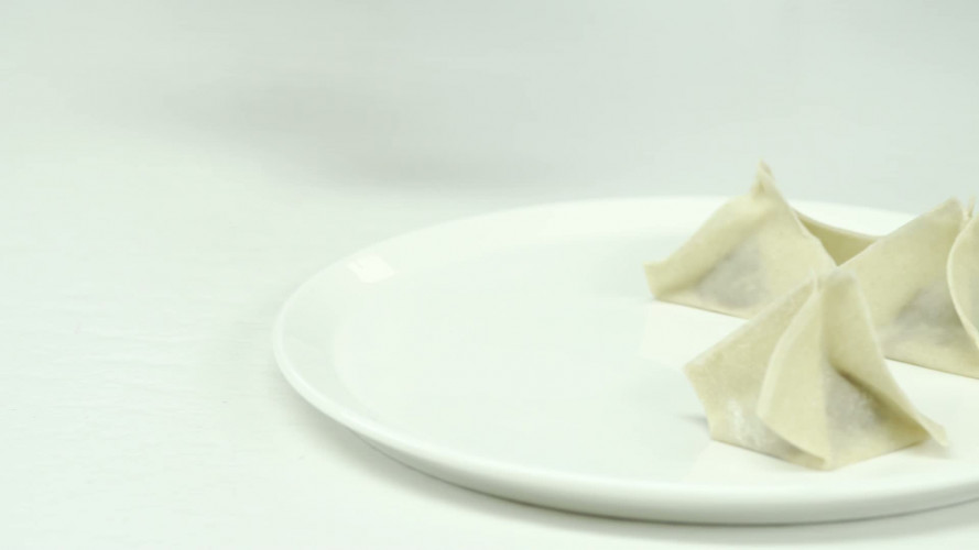 Wontons met hoisineend en sojadip Stap 6.mp4
