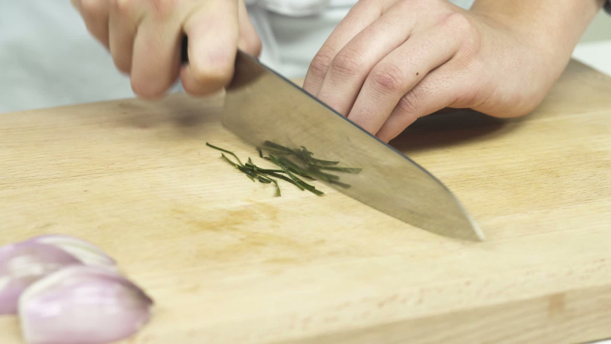 Wontons met krab en limoenblad Stap 4.mp4