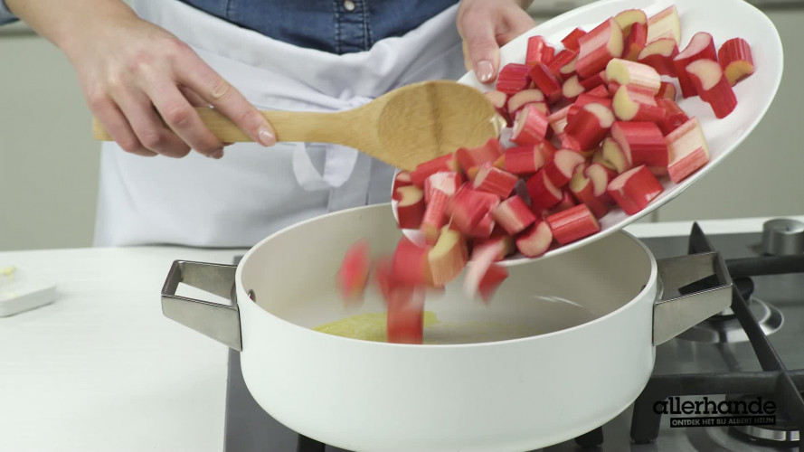 Rabarber met vanilleroom Stap 4.mp4
