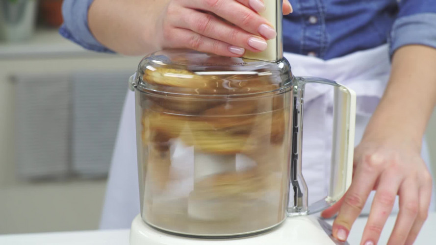 Limoncello-kwarktaart met cantuccinibodem Stap 2.mp4