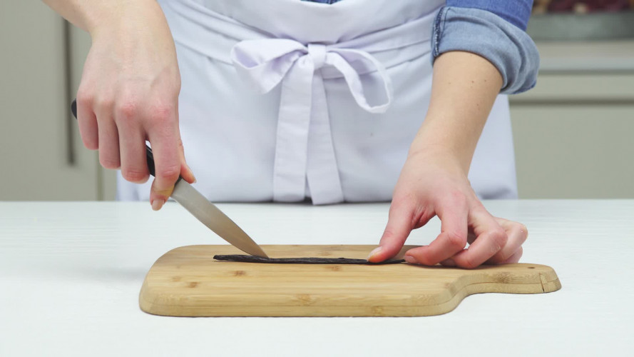 Omgekeerde rabarbercake met lemoncurdcreme Stap 7.mp4