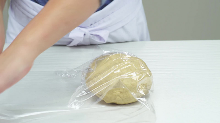 Sandwichkoekjes met jam Stap 3.mp4