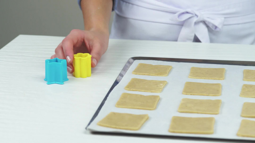 Sandwichkoekjes met jam Stap 7.mp4