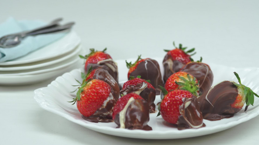 Gemarmerde choco-aardbeien Stap 7.mp4