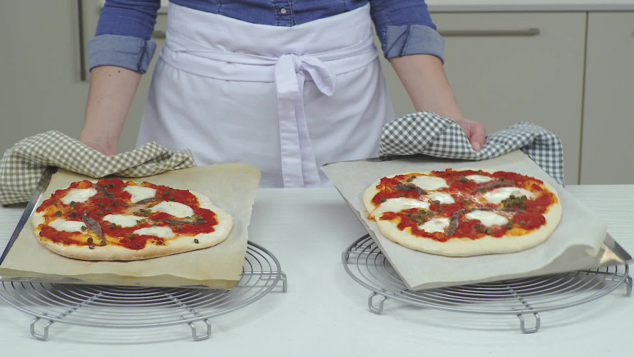 Pizza alla napoletana Stap 11.mp4