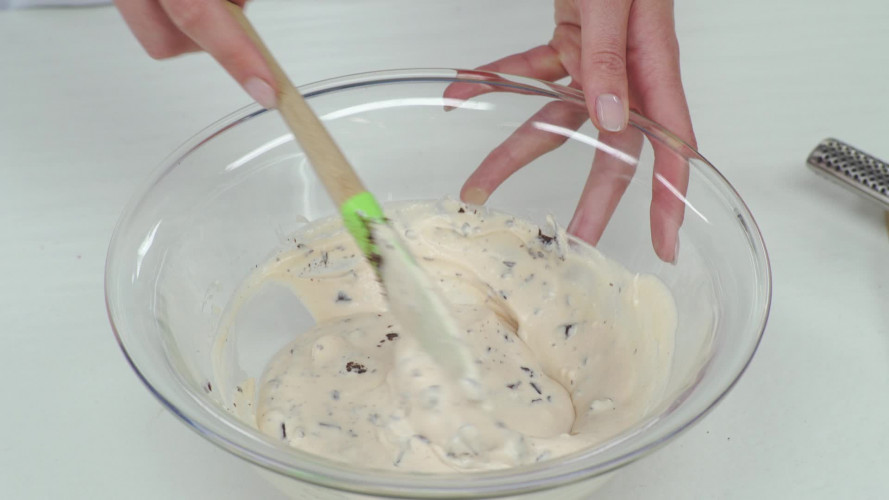 Tiramisu met kersen Stap 6.mp4