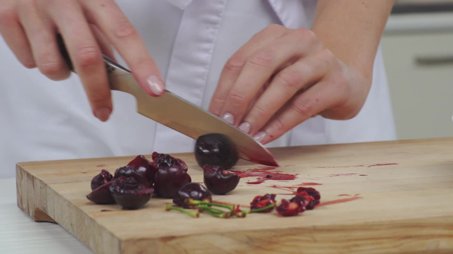 Tiramisu met kersen Stap 1.mp4