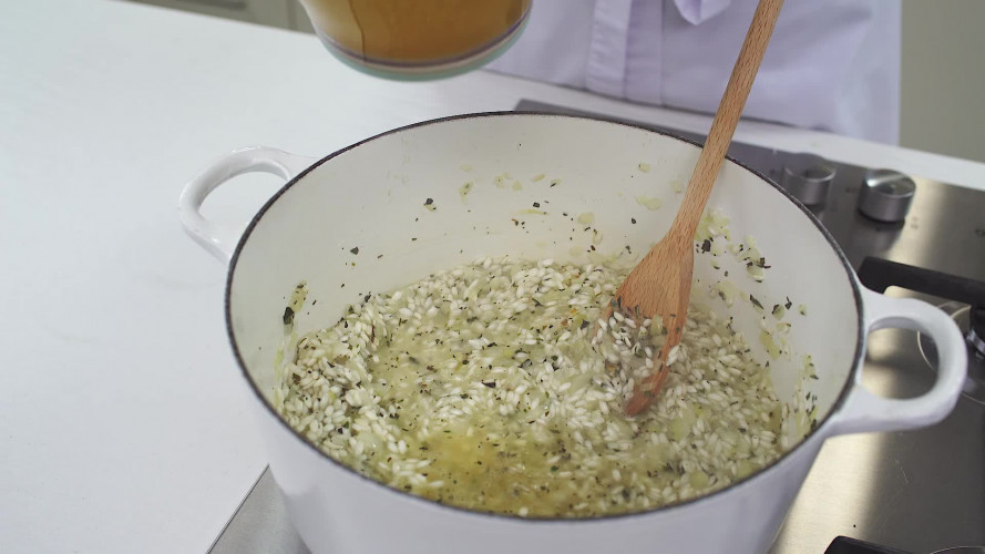 Kalkoensaltimbocca, risotto & gebakken tastytom-trostomaten Stap 5.mp4