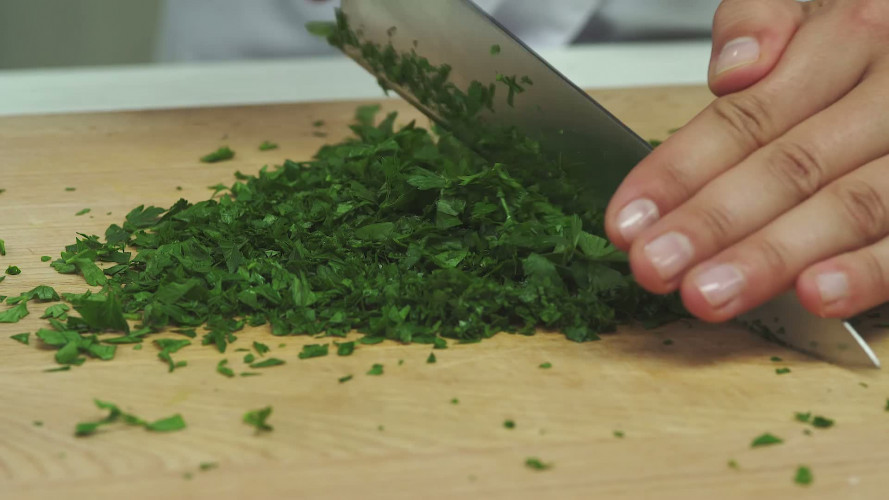 Paprika’s gevuld met tuinerwten en gehakt Stap 6.mp4