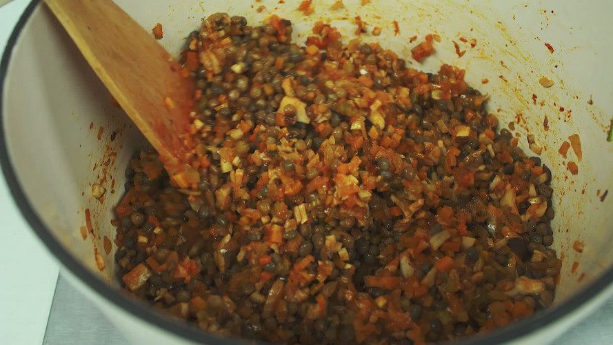 Tagliatelle met veggie balls in tomatensaus Stap 4.mp4