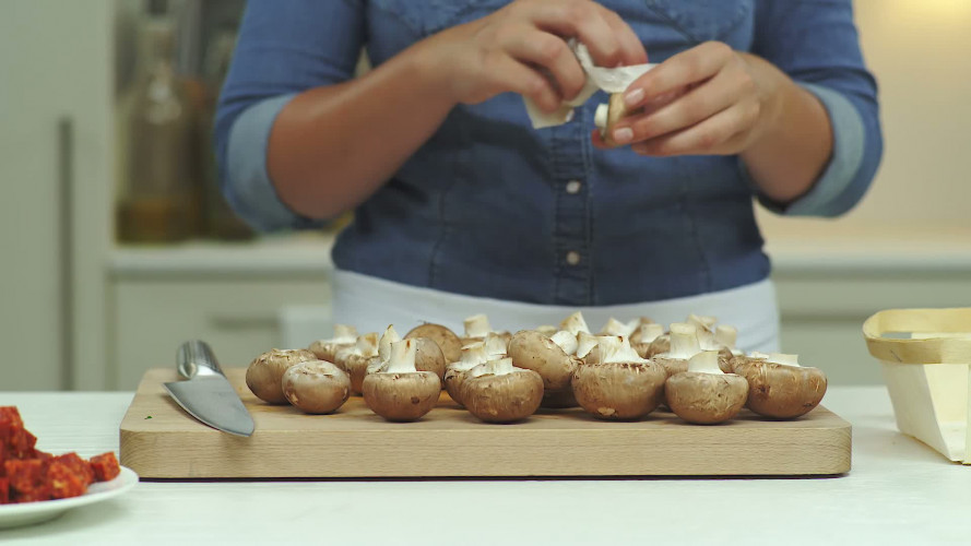Herfstsalade met appel en chorizo Stap 2.mp4