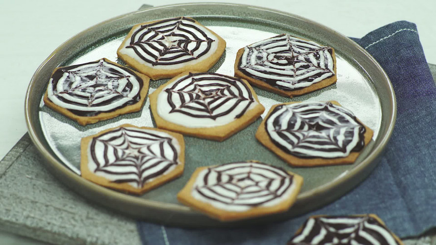 Spinnenwebkoekjes Stap 16.mp4