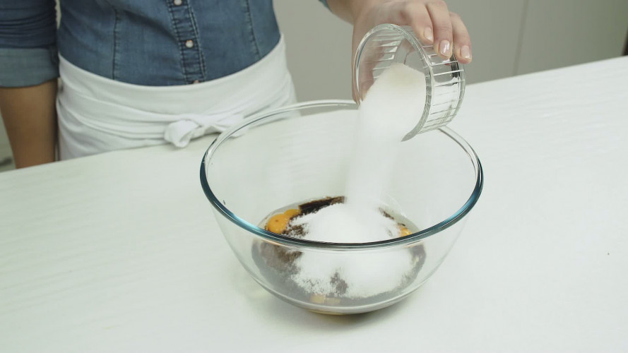 Twix-brownietaart Stap 3.mp4