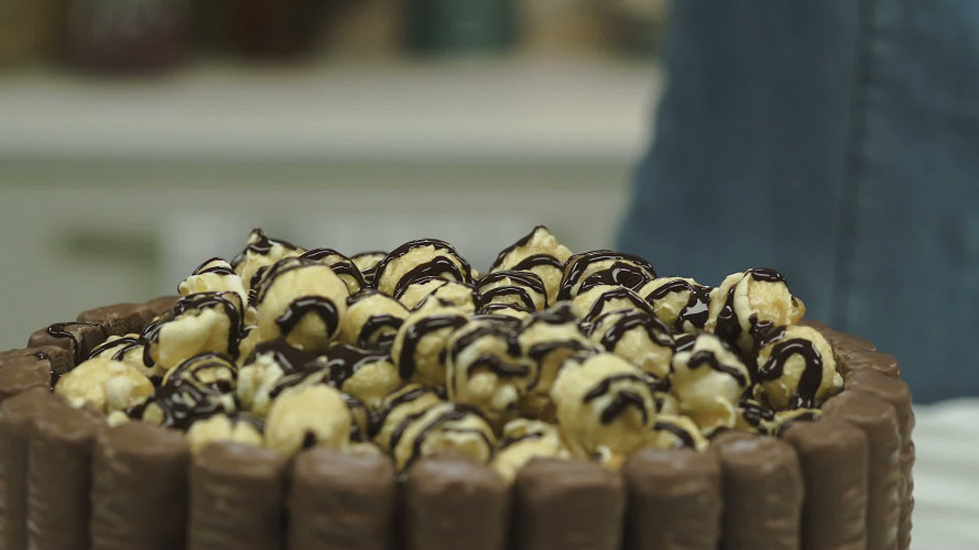 Twix-brownietaart Stap 9.mp4