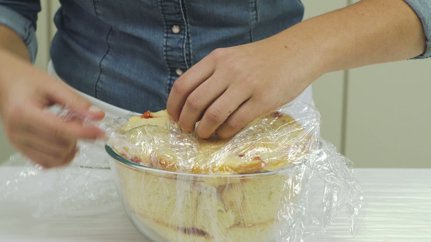 Baked Alaska bombe Stap 5.mp4