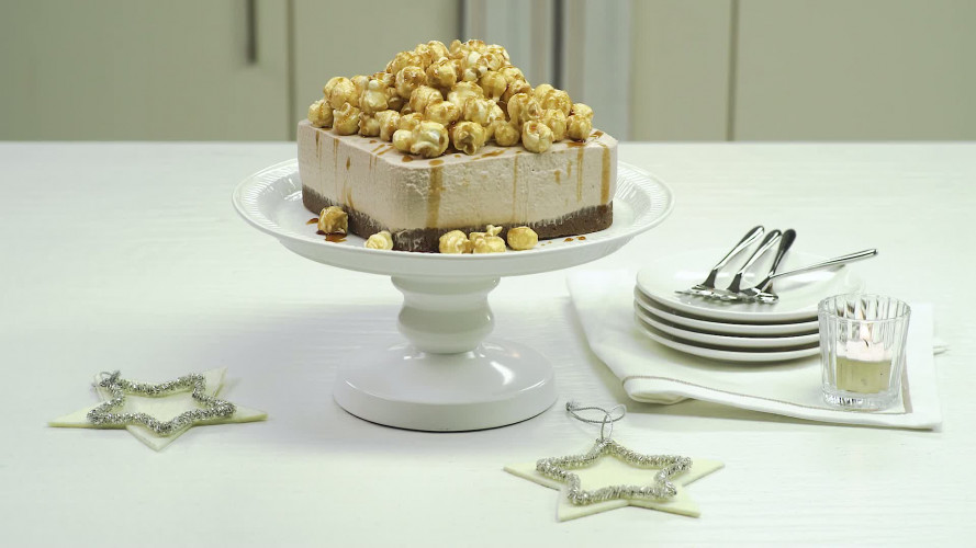 Bananencheesecake met zoute karamelpopcorn B Stap 9.mp4