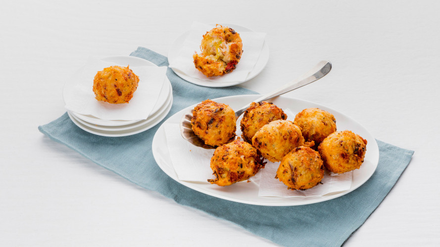 Hartige ham-kaas-oliebollen 