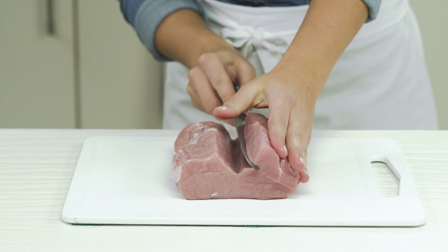 Varkensfilet met pruimen en spek Stap 4.mp4