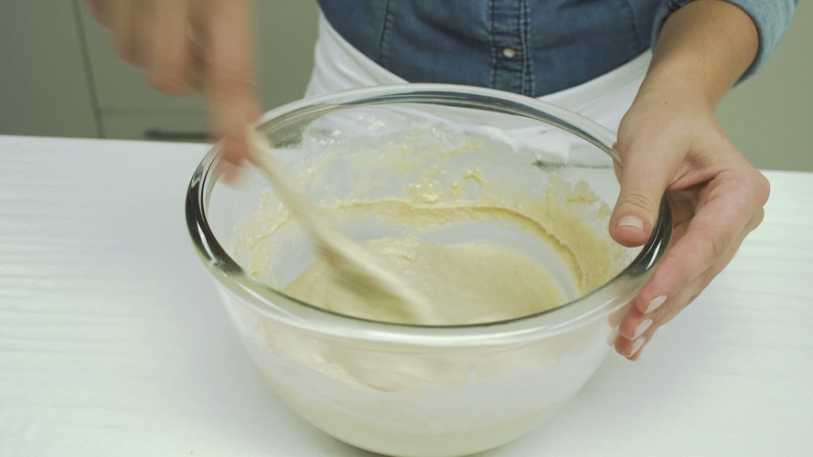 Oliebollen met appel rozijnen en krenten Stap 3.mp4
