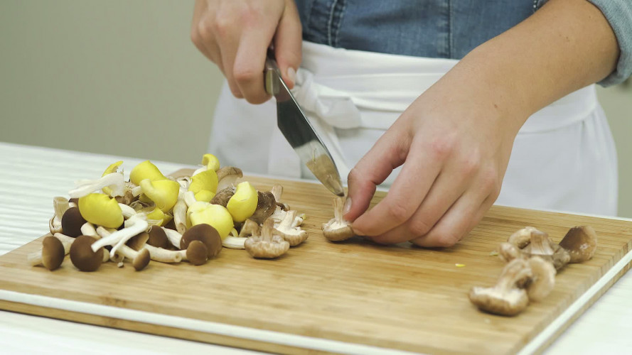 Risotto noten pasteitjes met paddenstoelen Stap 2.mp4