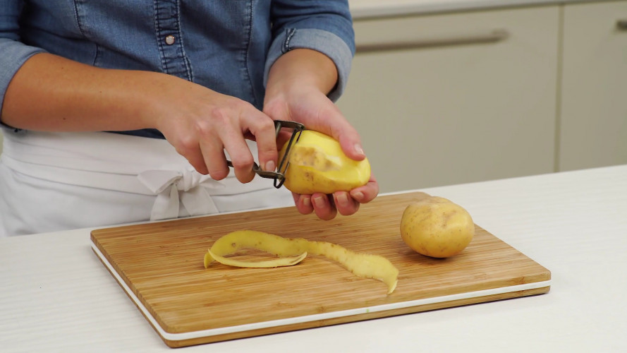 Zelfgemaakte zalmburger met bietensalade Stap 2.mp4
