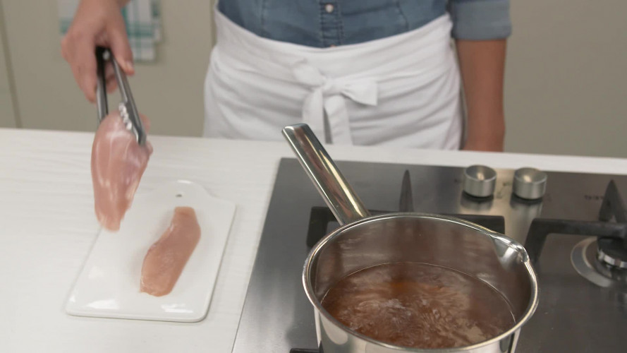Parmezaanpolenta met pulled chicken Stap 2.mp4