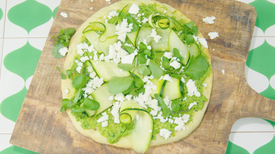 Groene courgettepizza