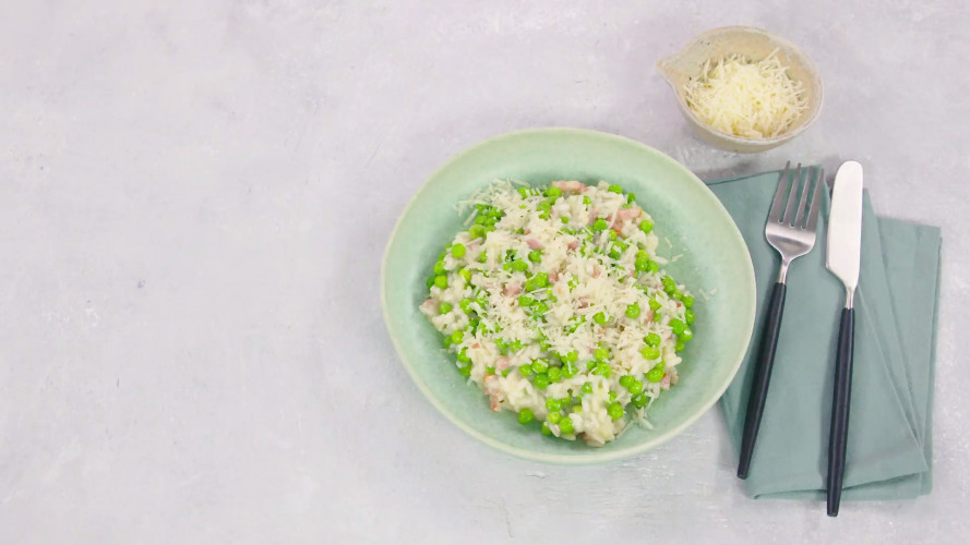 Risotto met tuinerwten, spek en ui