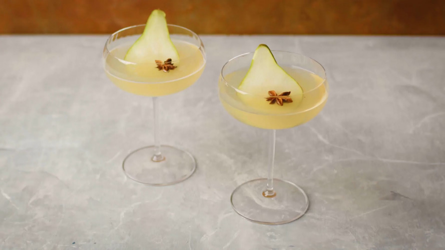 Spiced pear martini