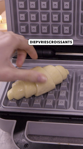 Croissantwafels met limoen-mascarponeroom