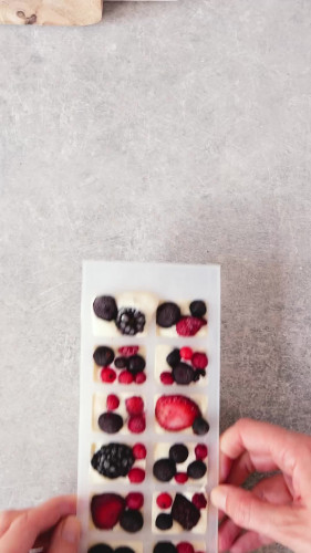 Breakfast cubes met diepvrieszomerfruit
