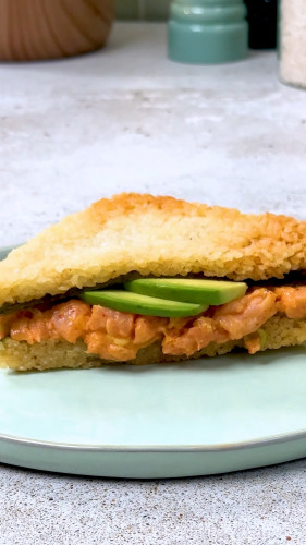 Crispy sushi sandwich
